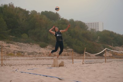 Paula Kastner